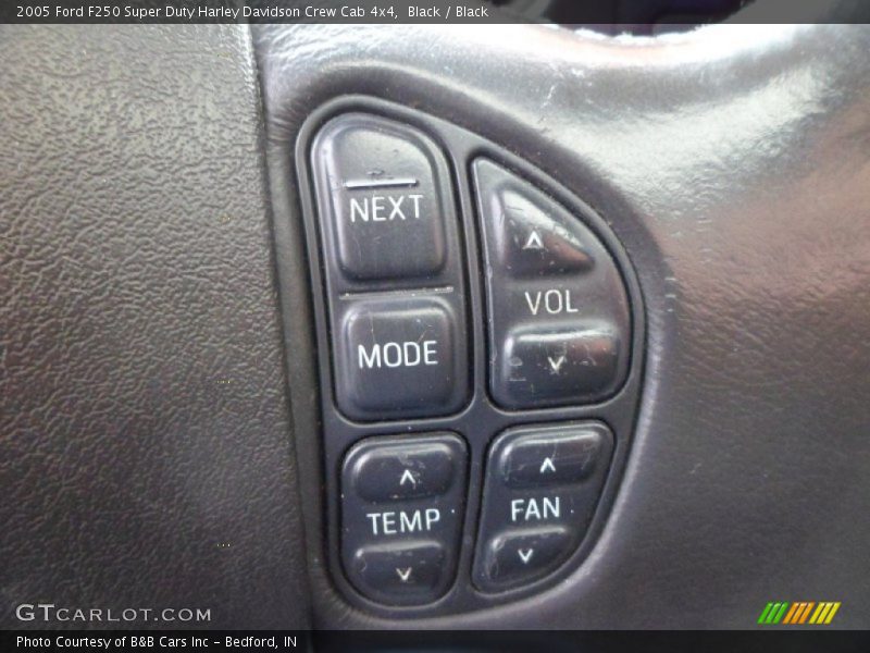 Controls of 2005 F250 Super Duty Harley Davidson Crew Cab 4x4