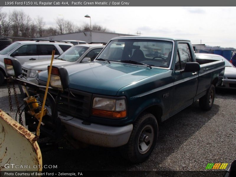 Pacific Green Metallic / Opal Grey 1996 Ford F150 XL Regular Cab 4x4