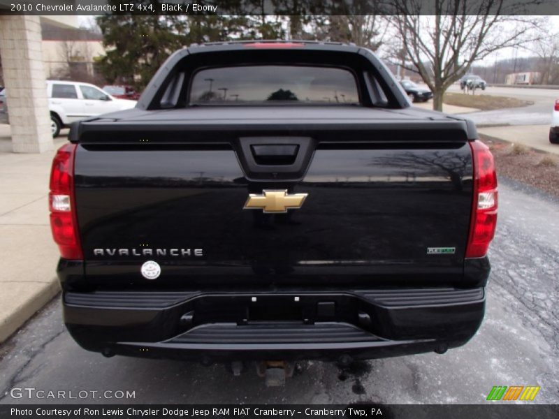 Black / Ebony 2010 Chevrolet Avalanche LTZ 4x4