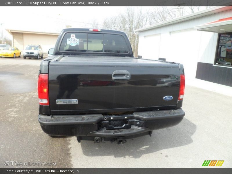Black / Black 2005 Ford F250 Super Duty XLT Crew Cab 4x4