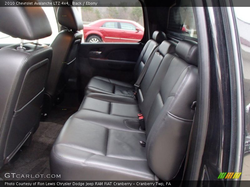 Black / Ebony 2010 Chevrolet Avalanche LTZ 4x4