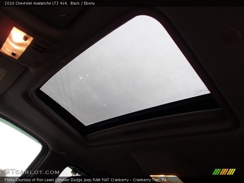 Black / Ebony 2010 Chevrolet Avalanche LTZ 4x4
