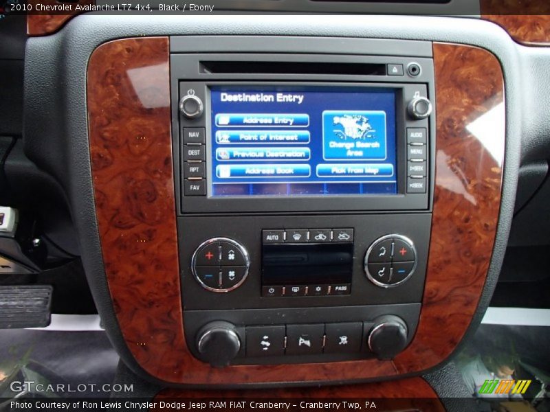 Black / Ebony 2010 Chevrolet Avalanche LTZ 4x4