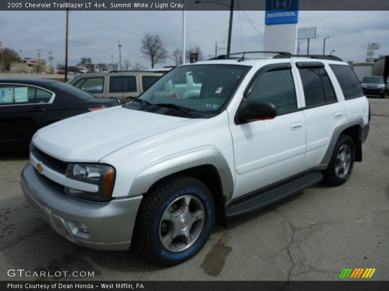 Summit White / Light Gray 2005 Chevrolet TrailBlazer LT 4x4