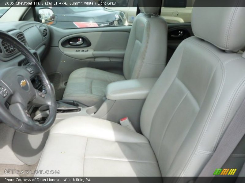 Summit White / Light Gray 2005 Chevrolet TrailBlazer LT 4x4