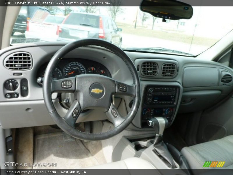 Summit White / Light Gray 2005 Chevrolet TrailBlazer LT 4x4