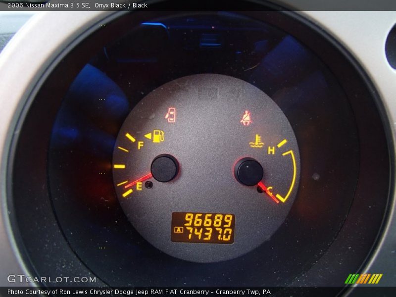 Onyx Black / Black 2006 Nissan Maxima 3.5 SE