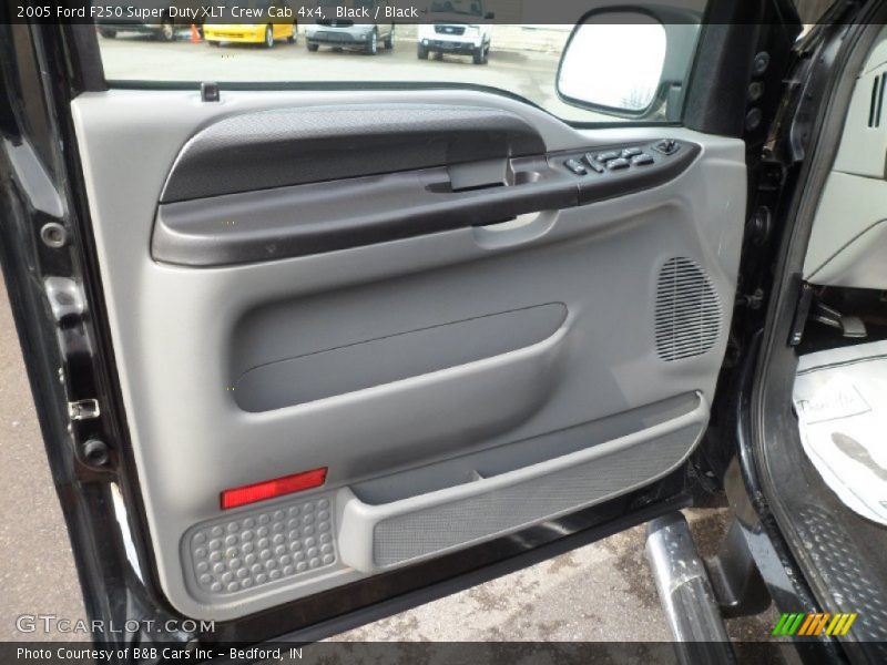 Black / Black 2005 Ford F250 Super Duty XLT Crew Cab 4x4