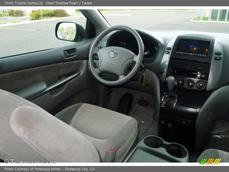 Silver Shadow Pearl / Taupe 2009 Toyota Sienna LE
