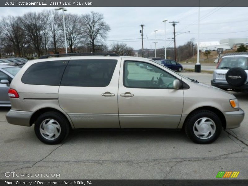 Desert Sand Mica / Oak 2002 Toyota Sienna LE