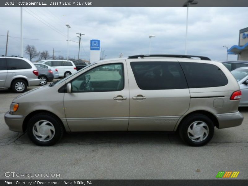 Desert Sand Mica / Oak 2002 Toyota Sienna LE