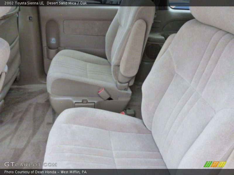 Desert Sand Mica / Oak 2002 Toyota Sienna LE