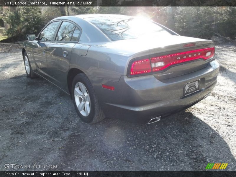 Tungsten Metallic / Black 2011 Dodge Charger SE