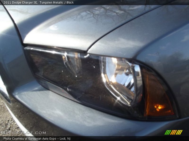 Tungsten Metallic / Black 2011 Dodge Charger SE