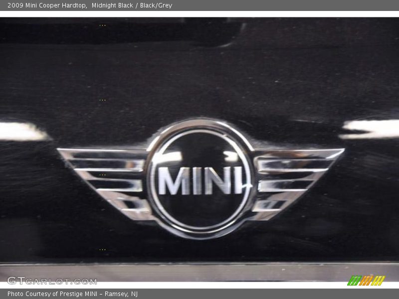 Midnight Black / Black/Grey 2009 Mini Cooper Hardtop
