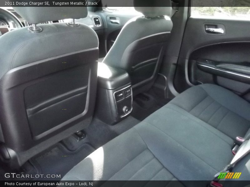 Tungsten Metallic / Black 2011 Dodge Charger SE