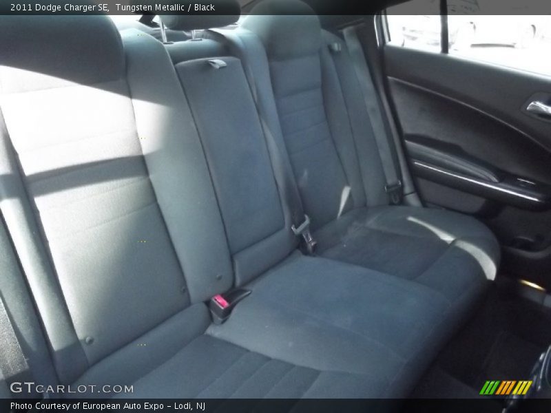 Tungsten Metallic / Black 2011 Dodge Charger SE