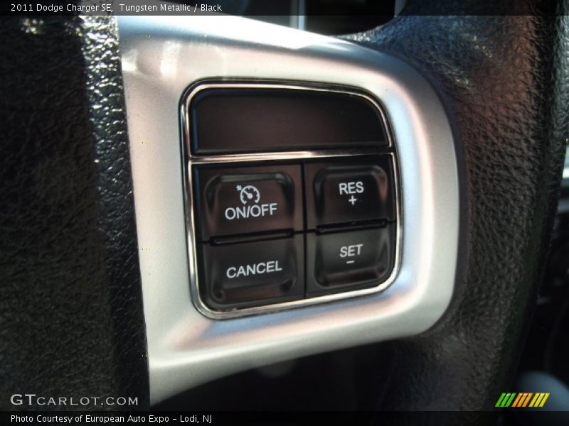 Tungsten Metallic / Black 2011 Dodge Charger SE