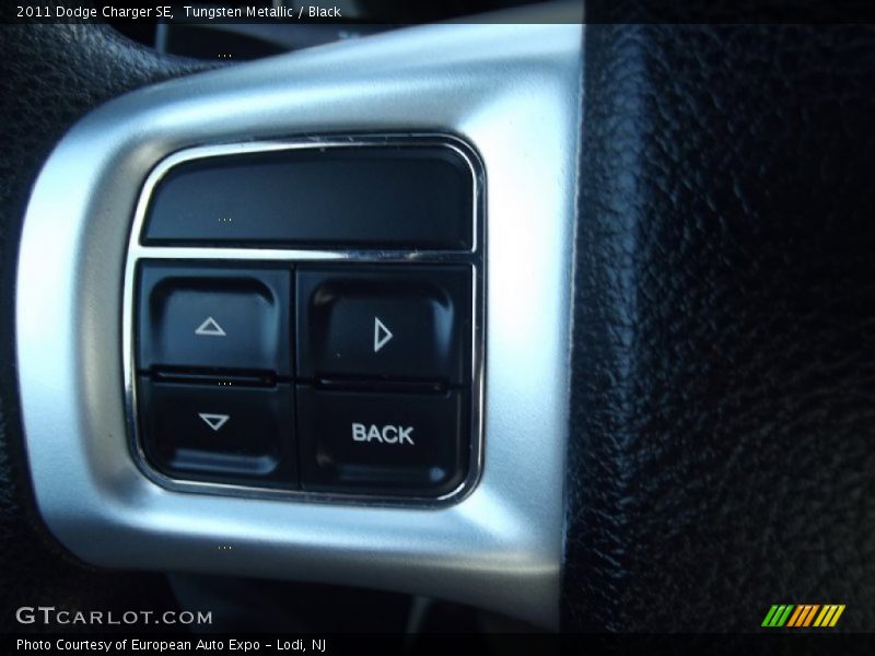 Tungsten Metallic / Black 2011 Dodge Charger SE