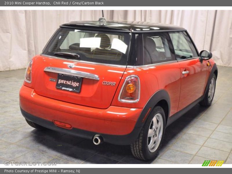 Chili Red / Grey/Carbon Black 2010 Mini Cooper Hardtop