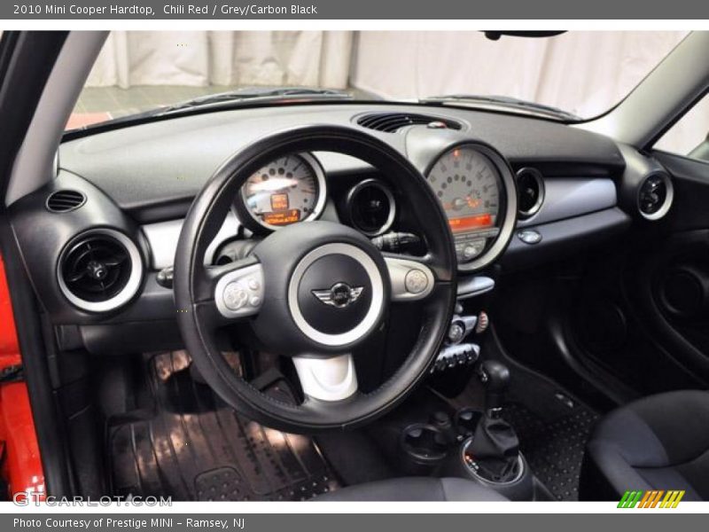 Chili Red / Grey/Carbon Black 2010 Mini Cooper Hardtop