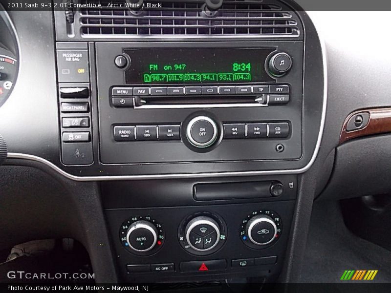 Controls of 2011 9-3 2.0T Convertible