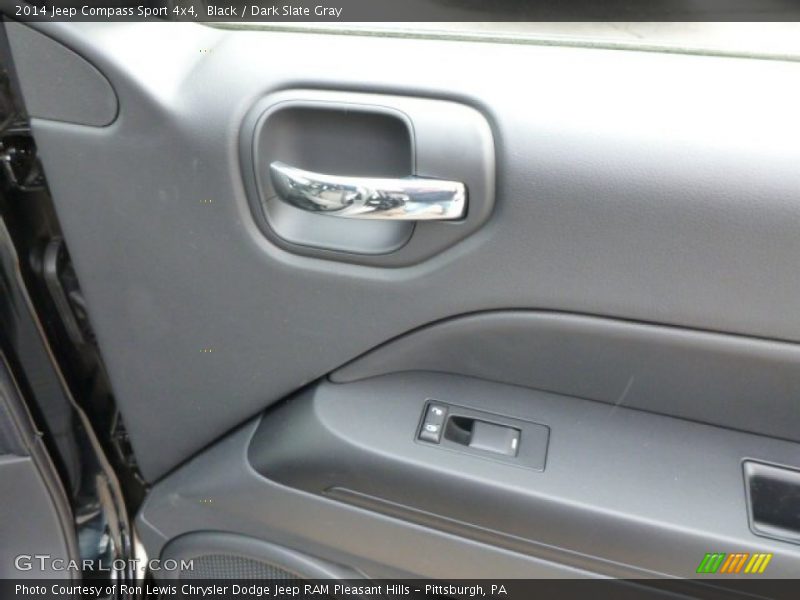 Black / Dark Slate Gray 2014 Jeep Compass Sport 4x4