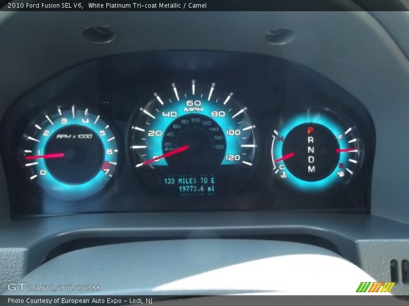 White Platinum Tri-coat Metallic / Camel 2010 Ford Fusion SEL V6