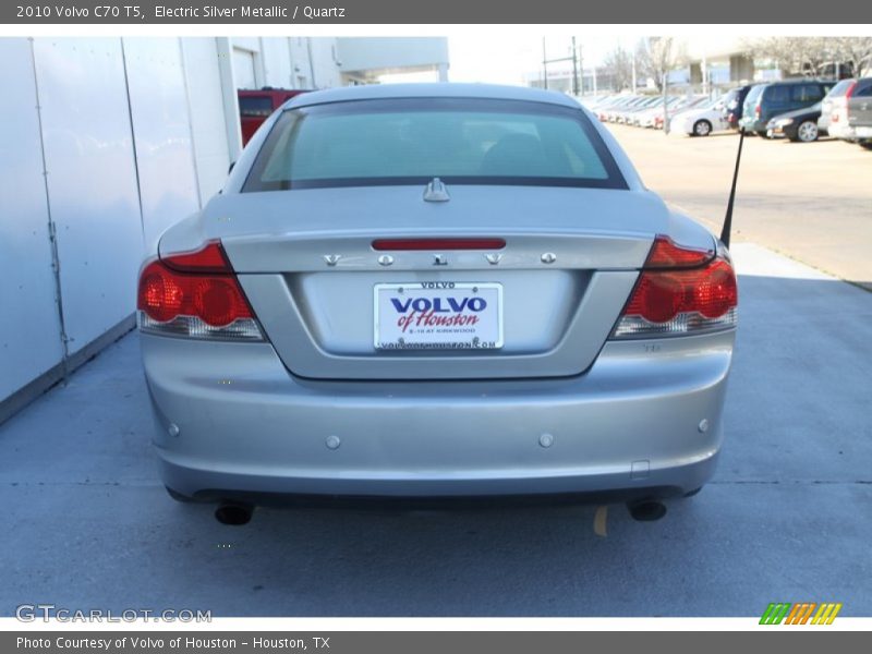 Electric Silver Metallic / Quartz 2010 Volvo C70 T5