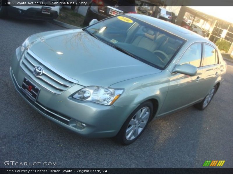 Silver Pine Mica / Ivory 2006 Toyota Avalon XLS