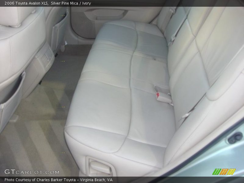 Silver Pine Mica / Ivory 2006 Toyota Avalon XLS