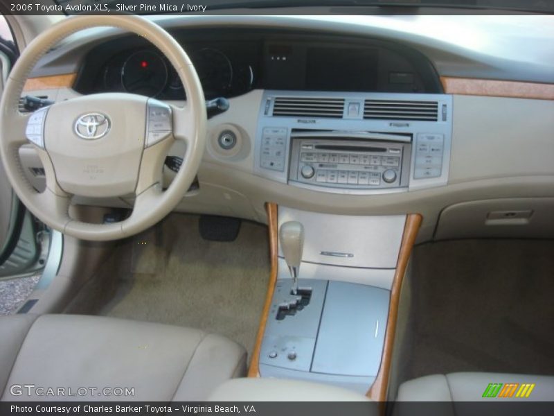 Silver Pine Mica / Ivory 2006 Toyota Avalon XLS