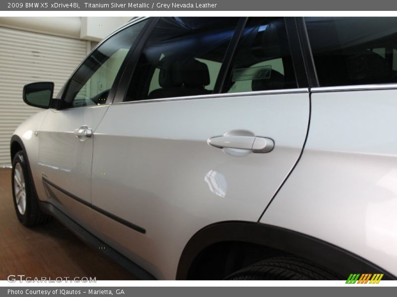 Titanium Silver Metallic / Grey Nevada Leather 2009 BMW X5 xDrive48i