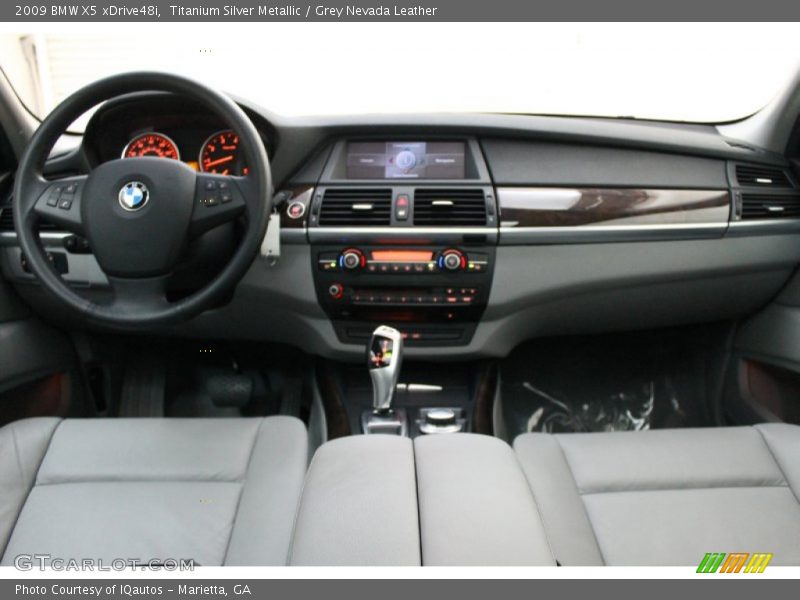 Dashboard of 2009 X5 xDrive48i
