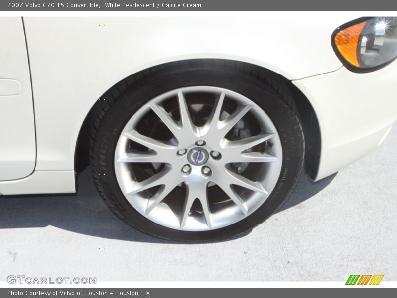 White Pearlescent / Calcite Cream 2007 Volvo C70 T5 Convertible