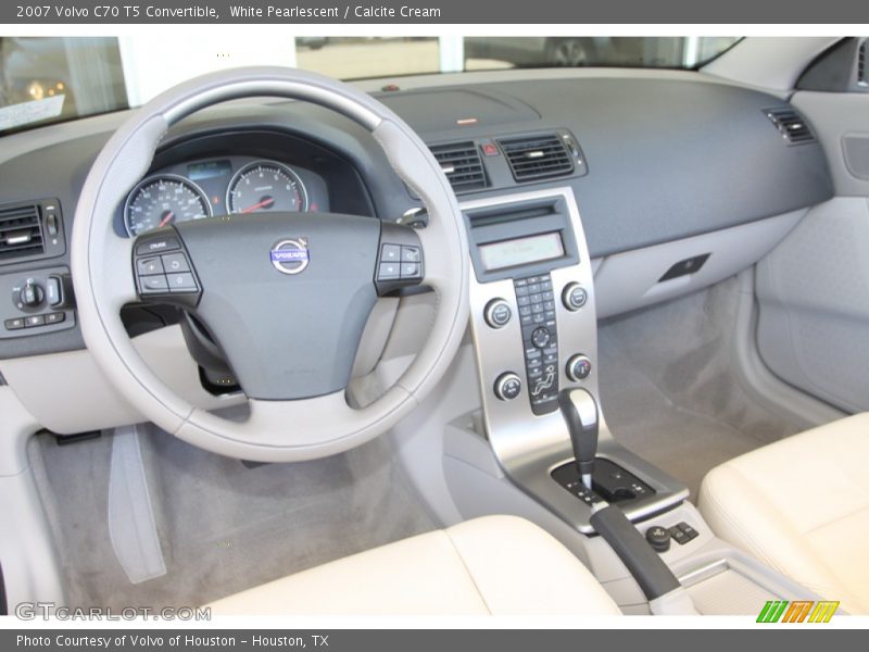 White Pearlescent / Calcite Cream 2007 Volvo C70 T5 Convertible