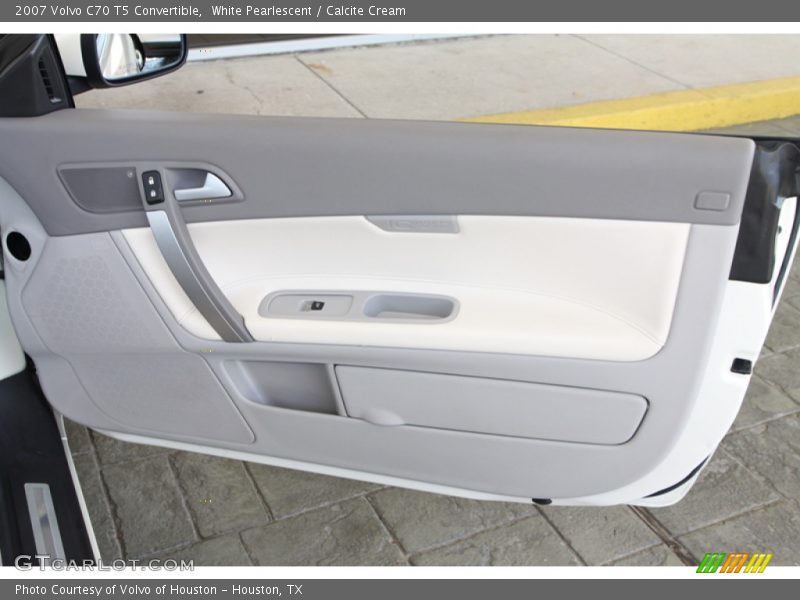 White Pearlescent / Calcite Cream 2007 Volvo C70 T5 Convertible