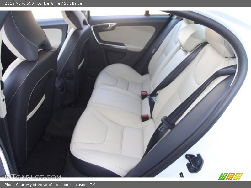 Ice White / Soft Beige 2013 Volvo S60 T5