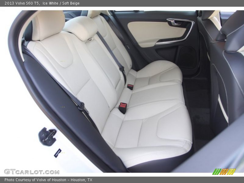 Ice White / Soft Beige 2013 Volvo S60 T5