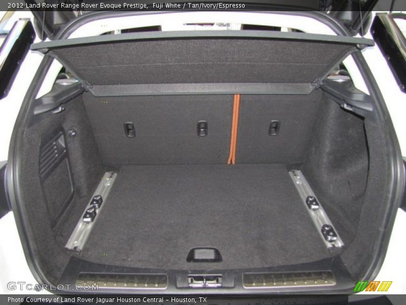  2012 Range Rover Evoque Prestige Trunk