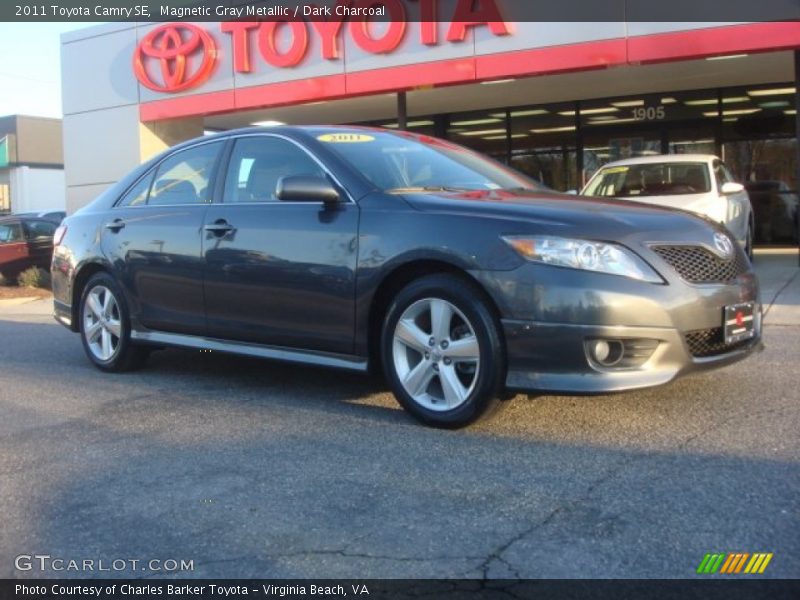 Magnetic Gray Metallic / Dark Charcoal 2011 Toyota Camry SE