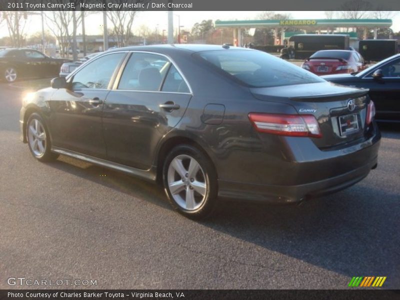 Magnetic Gray Metallic / Dark Charcoal 2011 Toyota Camry SE