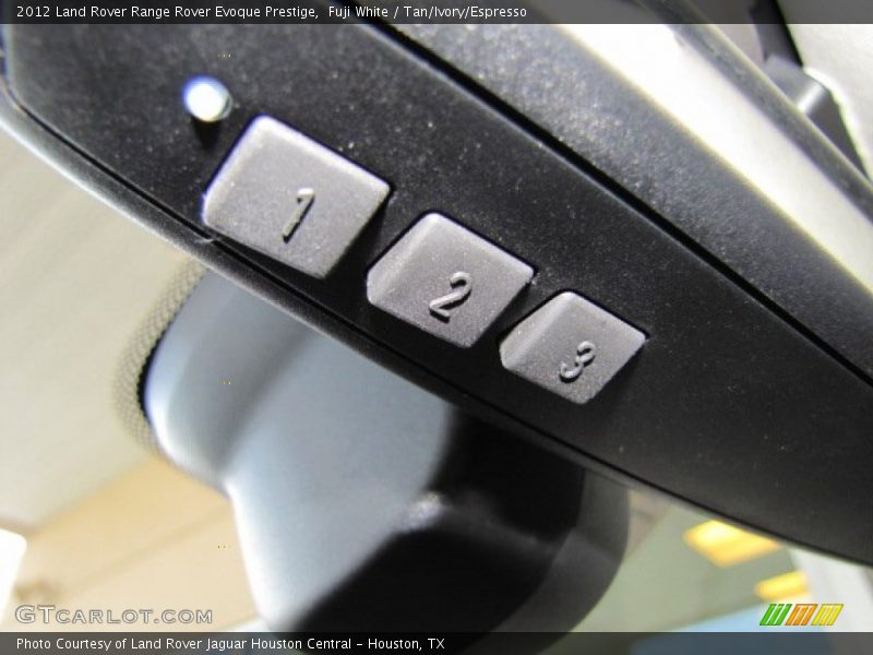 Fuji White / Tan/Ivory/Espresso 2012 Land Rover Range Rover Evoque Prestige