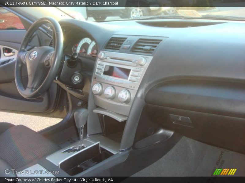 Magnetic Gray Metallic / Dark Charcoal 2011 Toyota Camry SE