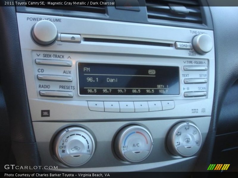Magnetic Gray Metallic / Dark Charcoal 2011 Toyota Camry SE