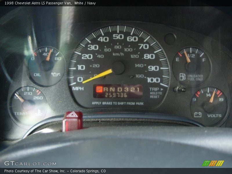 White / Navy 1998 Chevrolet Astro LS Passenger Van