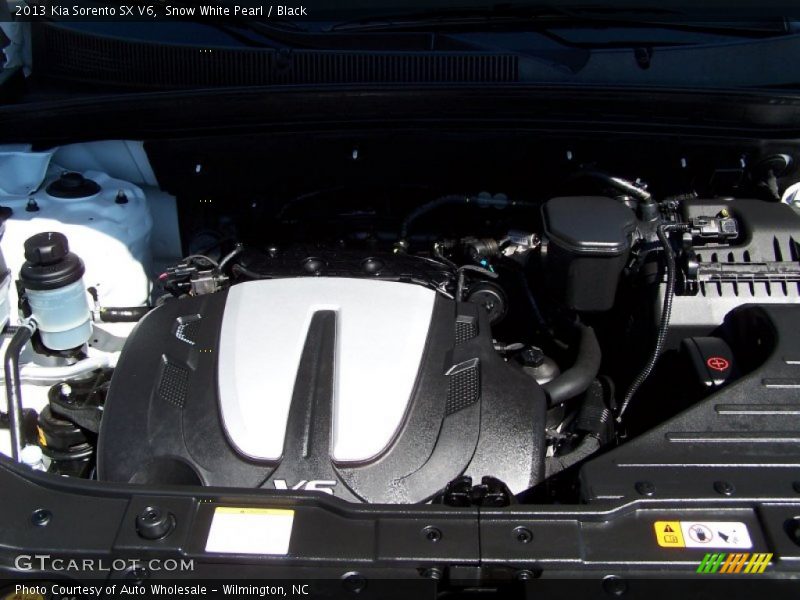 Snow White Pearl / Black 2013 Kia Sorento SX V6