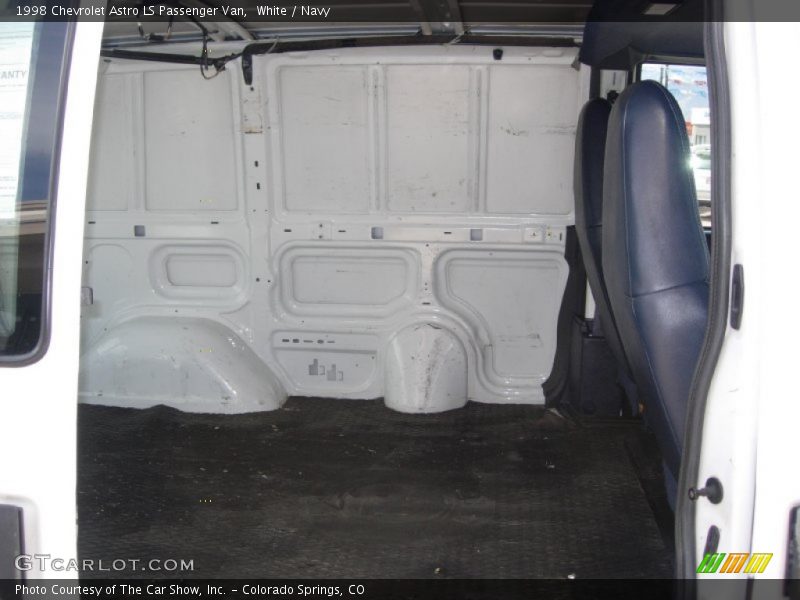 White / Navy 1998 Chevrolet Astro LS Passenger Van