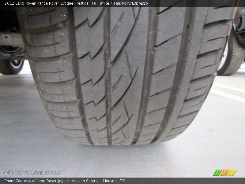 Fuji White / Tan/Ivory/Espresso 2012 Land Rover Range Rover Evoque Prestige