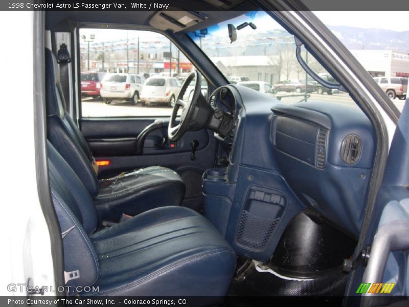 White / Navy 1998 Chevrolet Astro LS Passenger Van